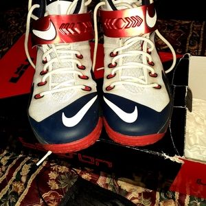 Nike zoom soldier VIII